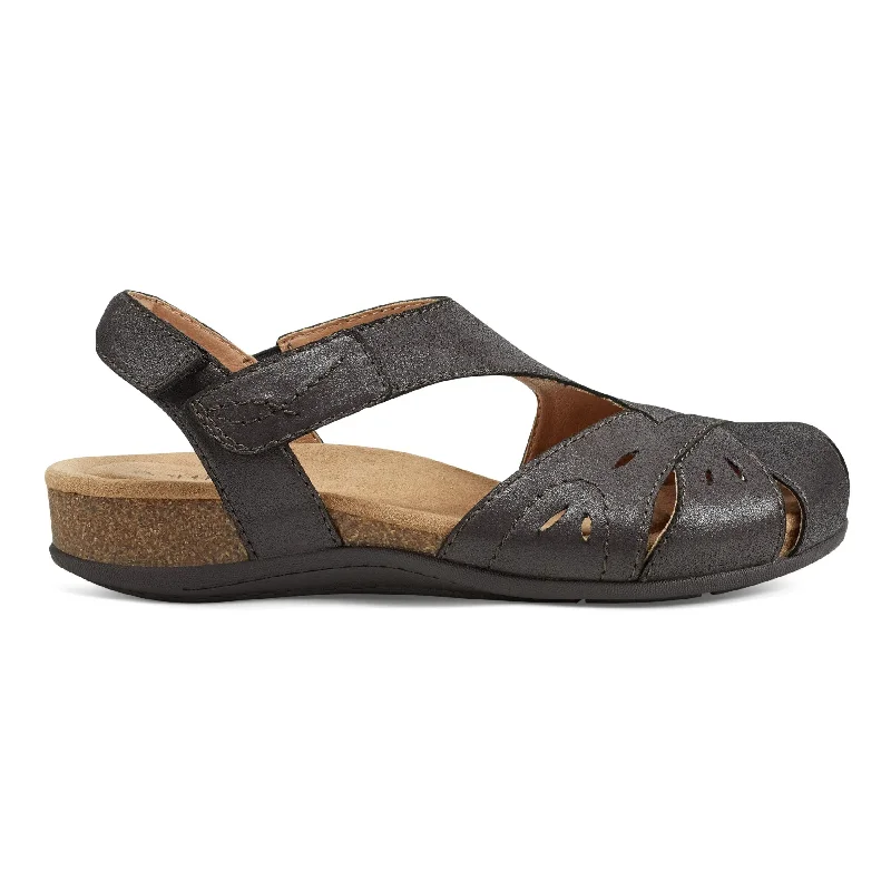 Best Casual Footwear Birdine Casual Round Toe Slip-on Sandals