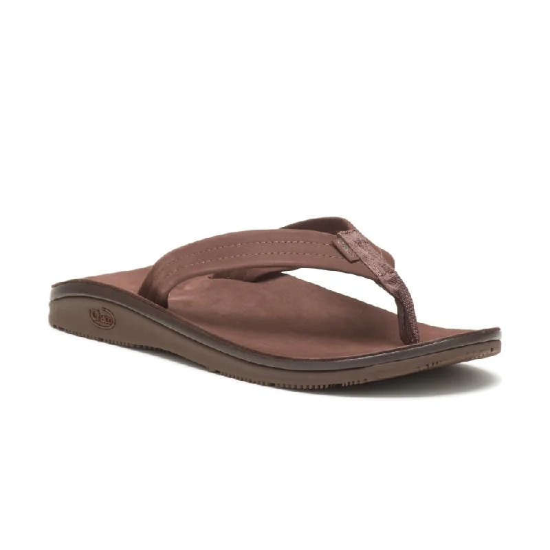 Fashionable Flat Shoes Men's Chaco Classic Leather Flip Color: Dark Brown