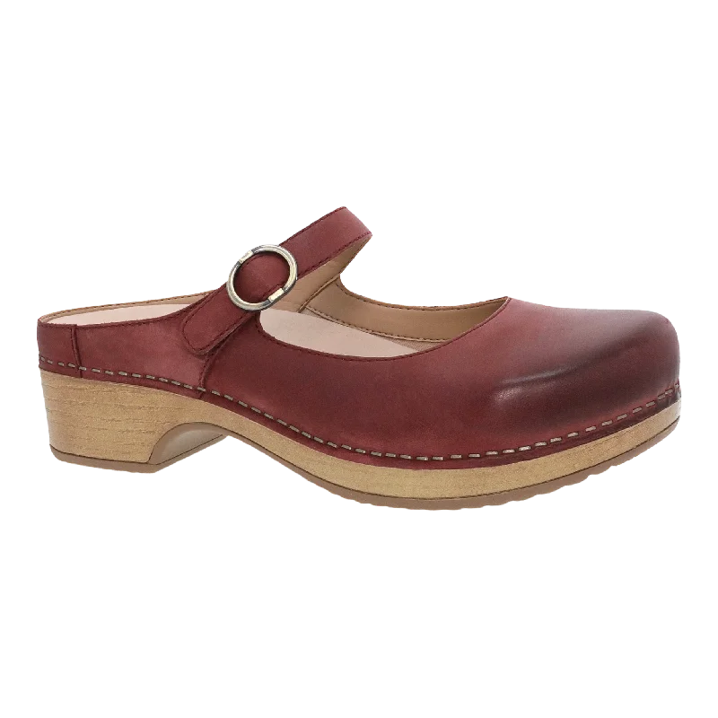 Fashionable Hiking Sandals For Sale Bria
