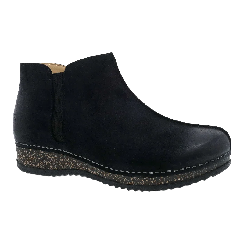 Fashionable Summer Boots Makara
