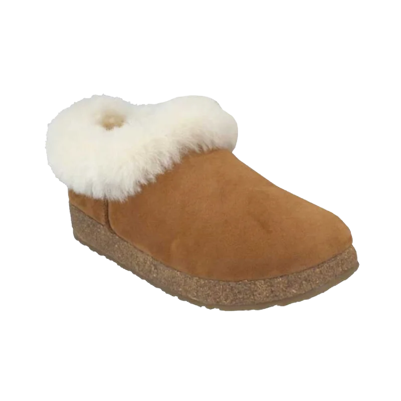 Chunky Sneakers Trend Iceland