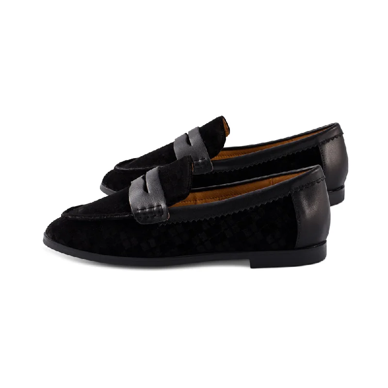 Stylish Casual Footwear For Hiking Jojo Black Velvet Print F24