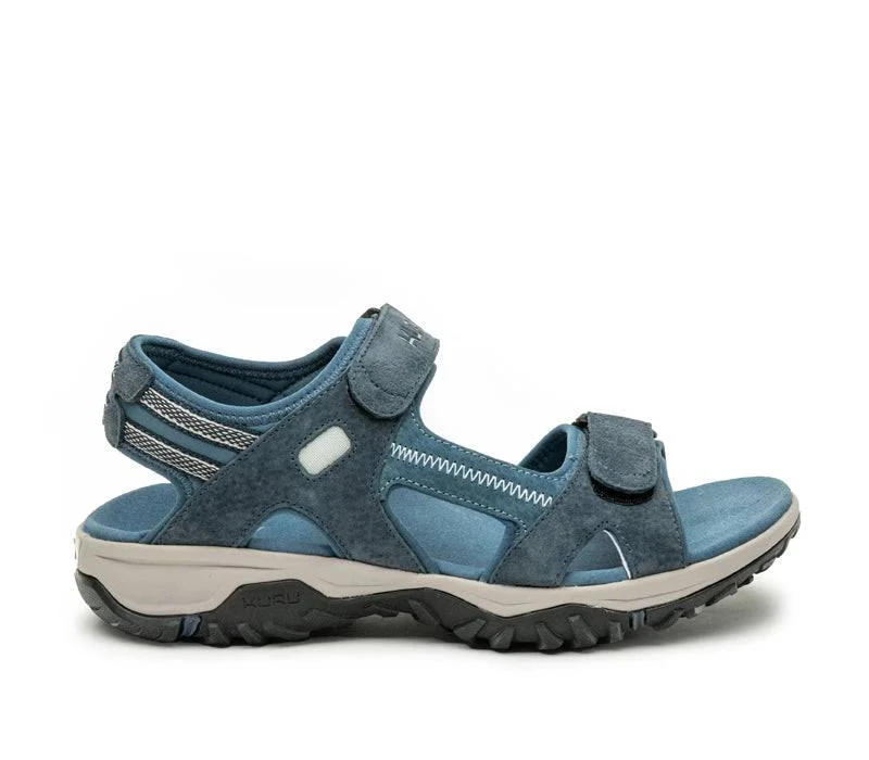 Sporty Casual Sneakers TREAD