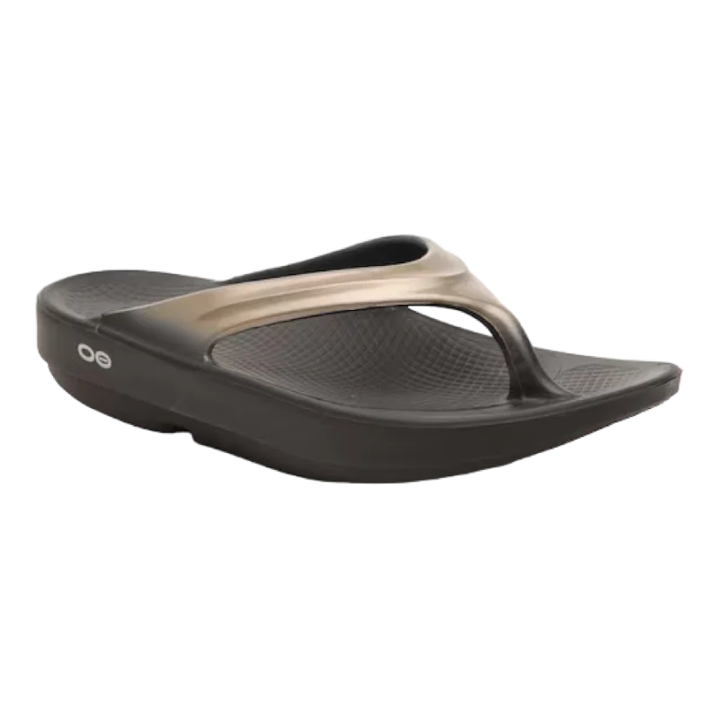 Trendy Hiking Sneakers For Sale Women's Oolala