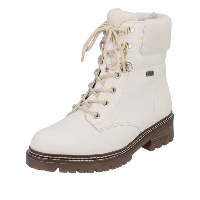 Best Hiking Footwear D0B74-81 Stefanie