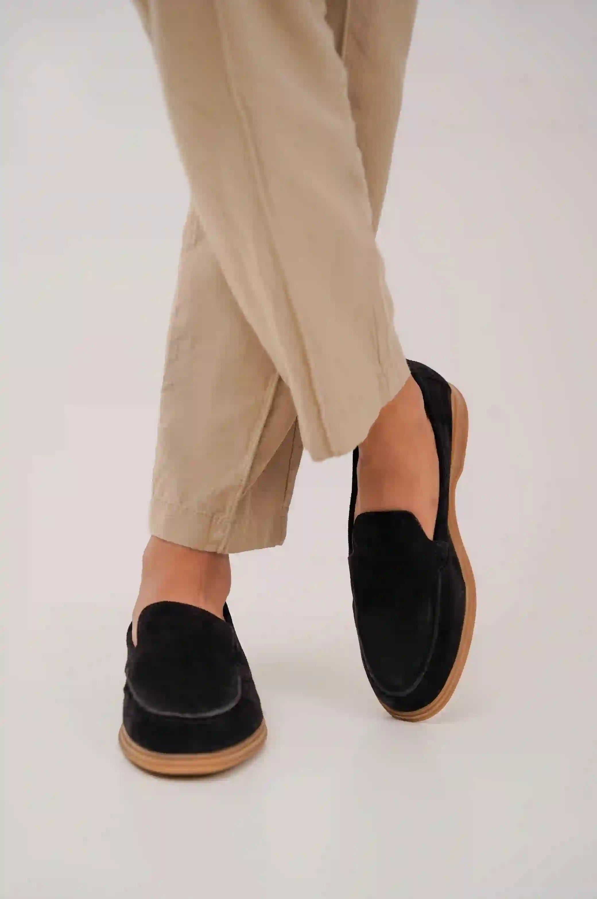 Lightweight Hiking Shoes SLIP ON LOAFERS