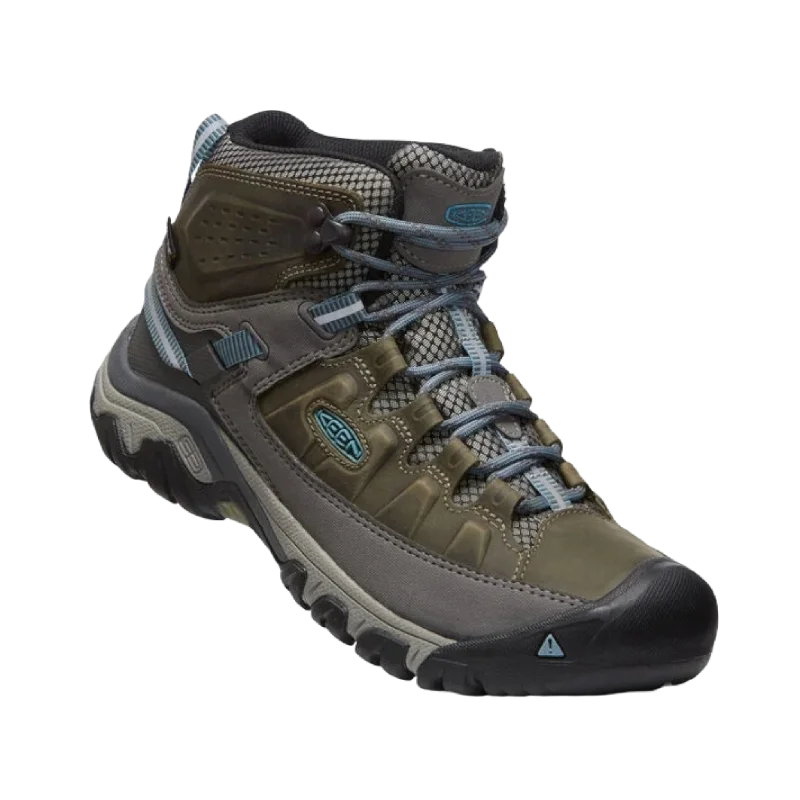 Stylish Sneakers Online Women's Targhee III Waterproof Boot Wide