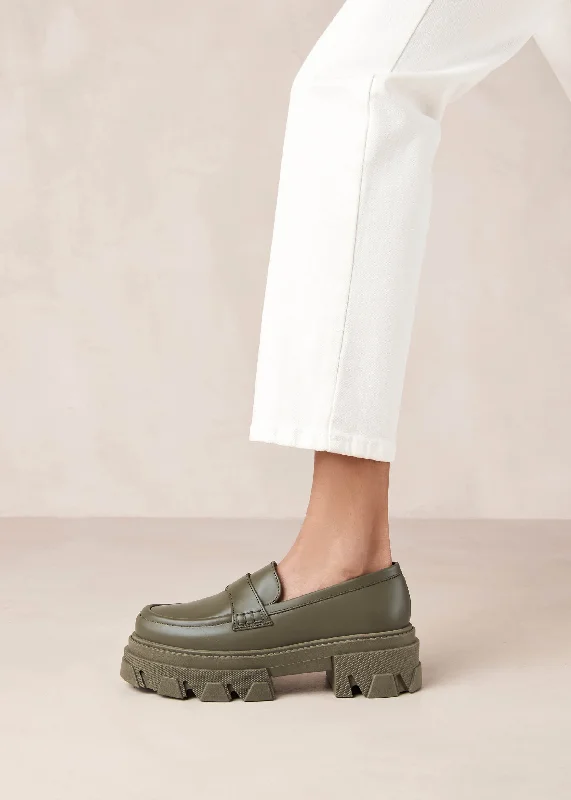 Best Hiking Boots For Winter Trailblazer Green Leather Loafers