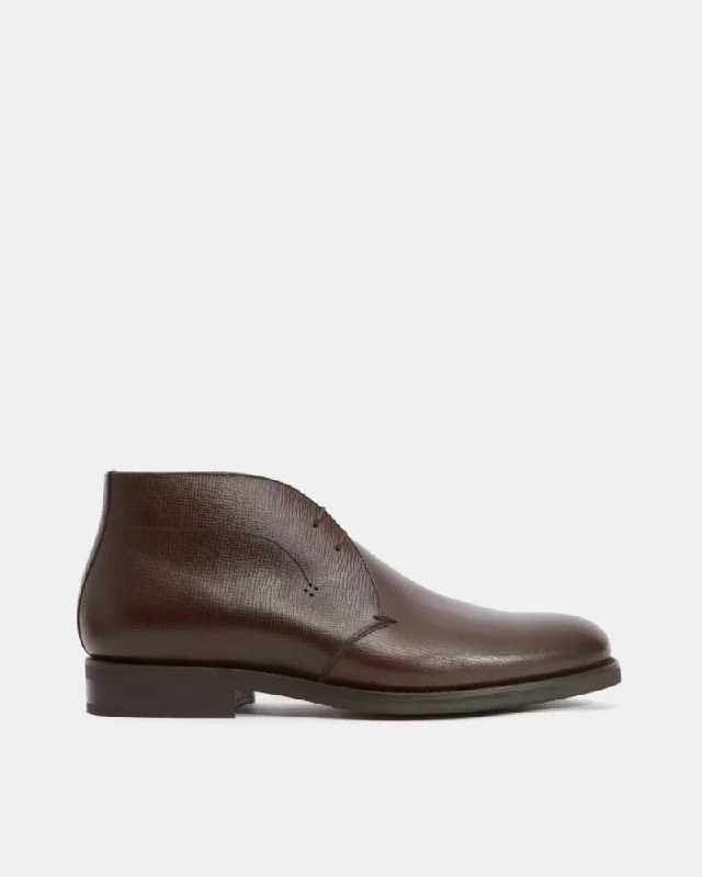 Comfortable Lace-Up Shoes Dark Brown Leather Chukka Boot