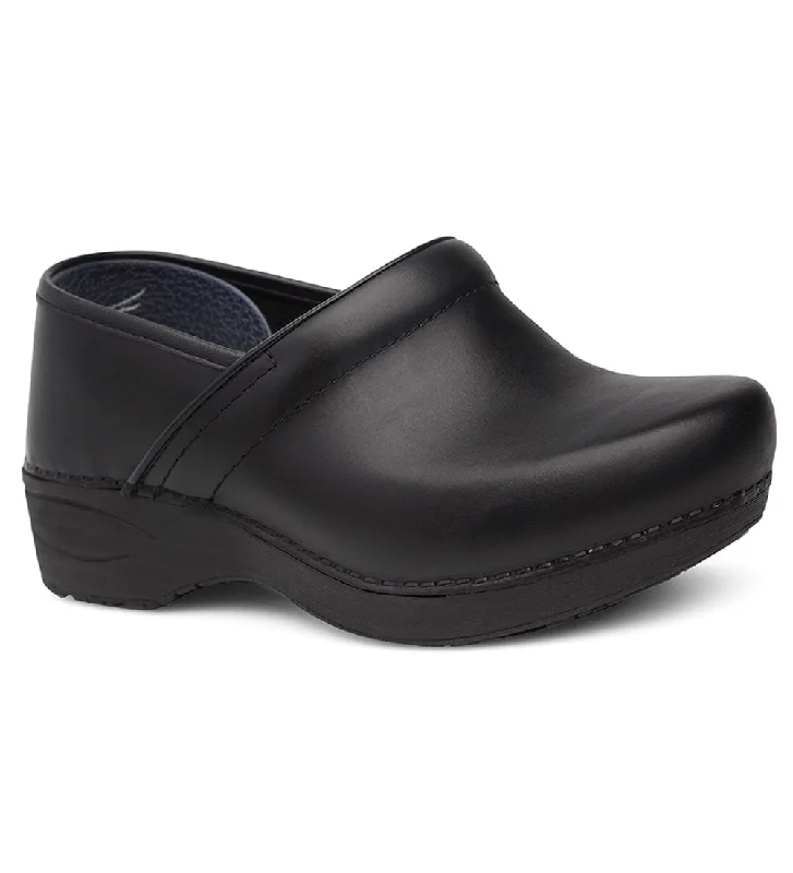 Casual Running Footwear Sale XP 2.0 Waterproof Wide