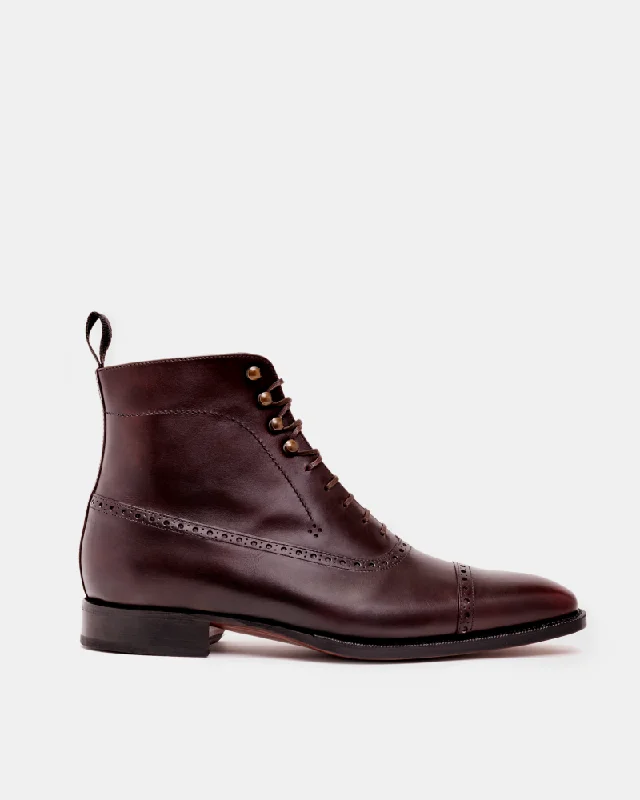 Sporty Snow Boots Oxblood Balmoral Brogue Boot