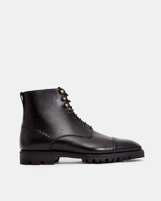 Fashionable Work Sneakers Black Alcazar Cap Toe Boot