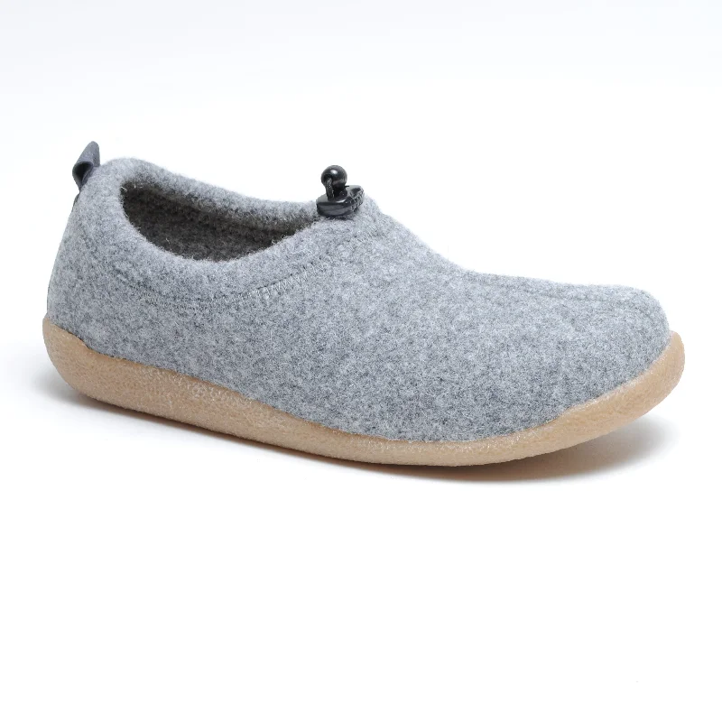 Designer Winter Footwear Lodge Shoe