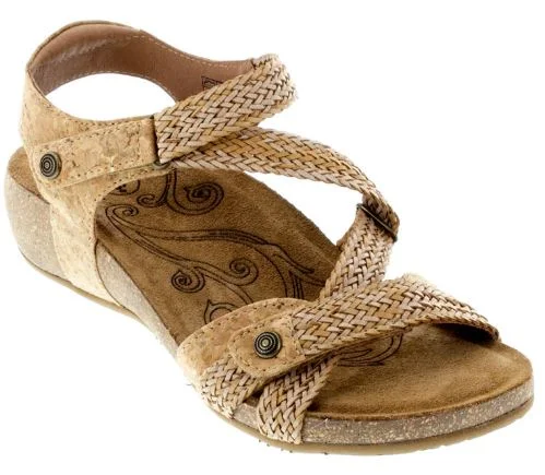 Trendy Hiking Sandals Sale Trulie