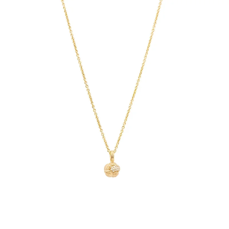 Savá 18K Gold Pendant w. 16 Diamonds