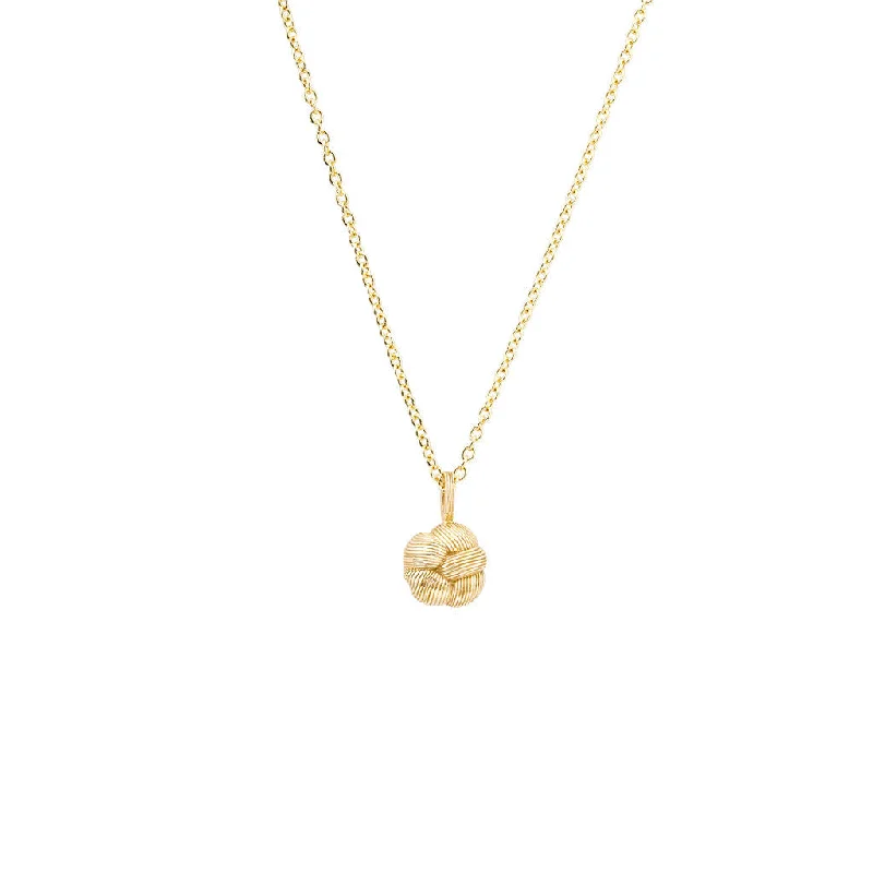 Savá 18K Gold Pendant