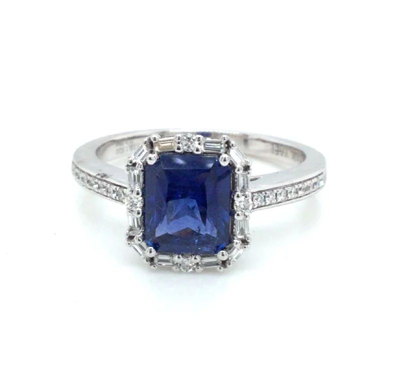 18K White Halo Sapphire and Natural Diamond Ring Size 6.5