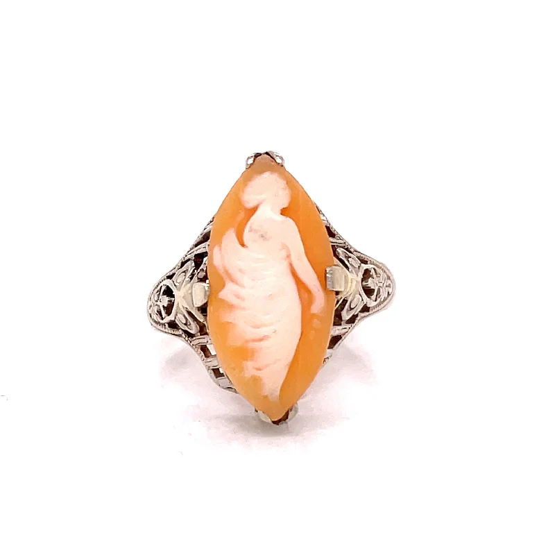 CAMEO RING