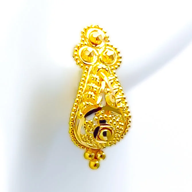 Charming Decorative 22k Gold Earrings