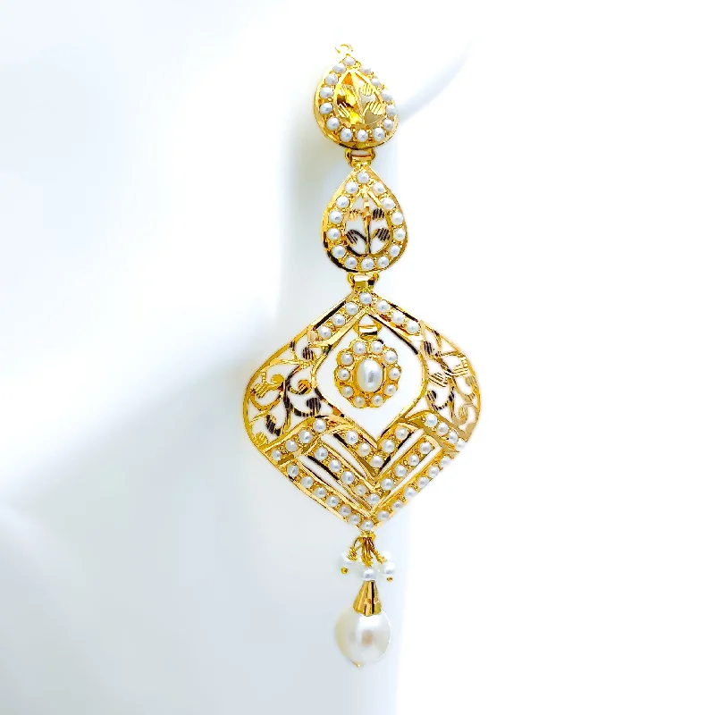 Charming Floral 22k Gold Pearl Earrings