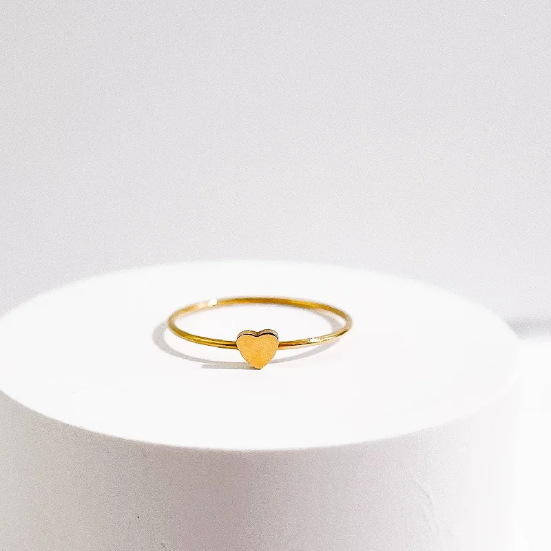 Dainty Heart Ring in Gold