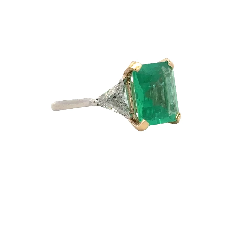 Emerald and Diamond RIng