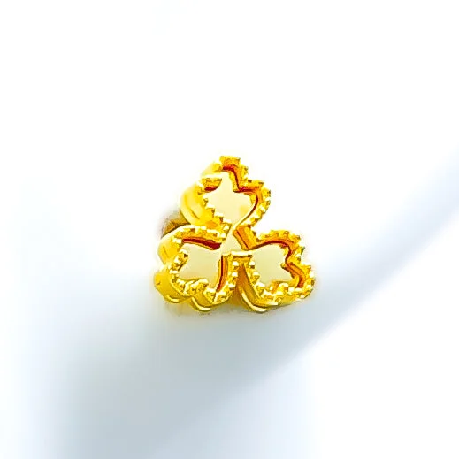 Petite Leaf 21k Gold Earrings