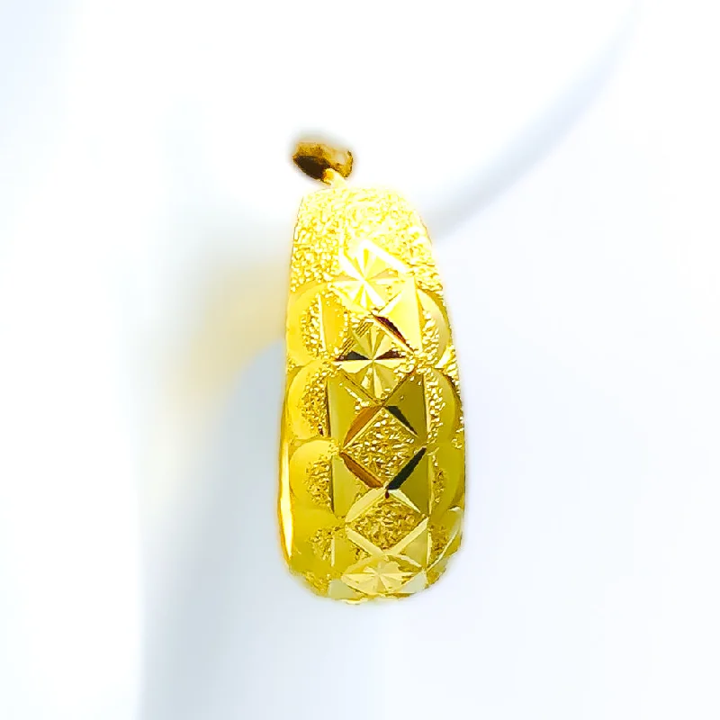 Traditional Adorned 22k Gold Bali