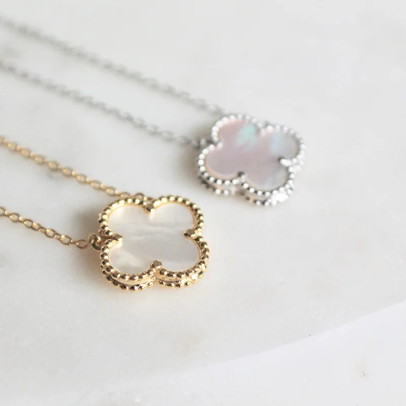 Clover necklace