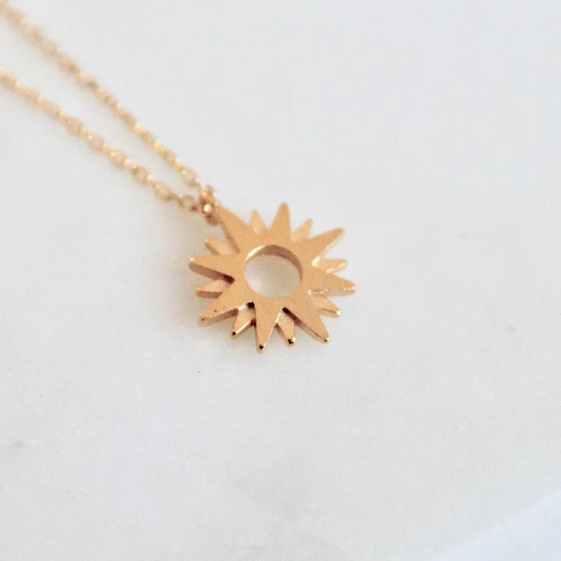 Sunrise dainty necklace