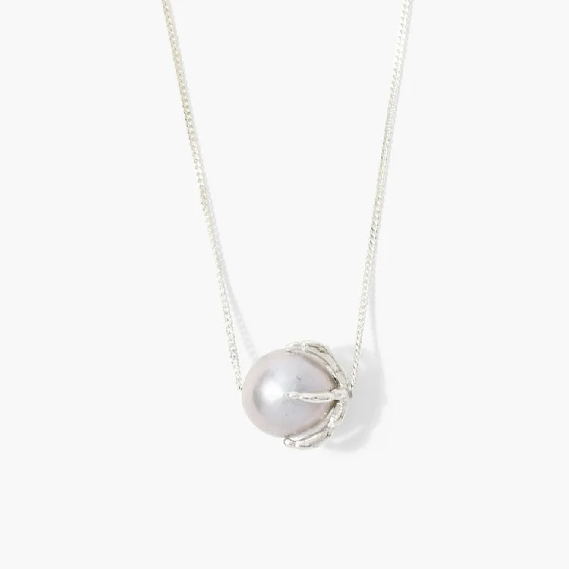 Large Lark Necklace Grey Pearl